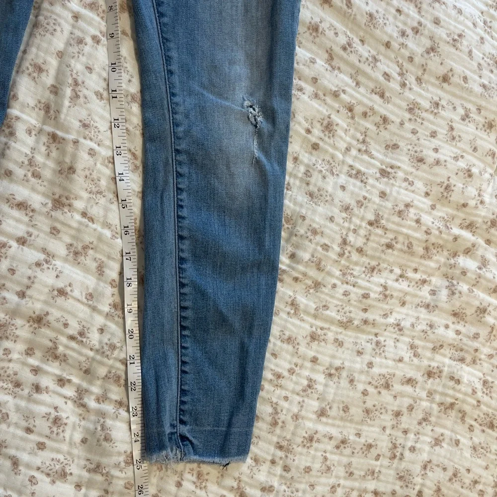 Lucky Brand Women's Light Blue Skinny Jeans - Picture 8 of 8